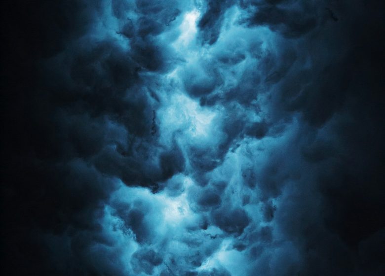 UK thunderstorm asthma risk under climate change